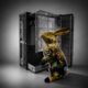 Sculpture de lapin Jean de Daphné Dejay devant la valise du musee louis vuitton